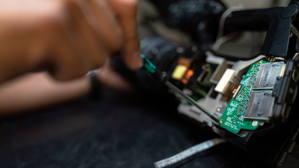 Electrical circuit breaker panel with breaker switches